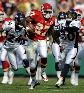 Larry Johnson vs. Broncos (Getty)