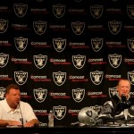 Tom Cable and Al Davis (Getty Images)