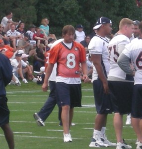 Denver Broncos quarterback Kyle Orton participating in a light afternoon practice.  (BroncoTalk/Kyle Montgomery)