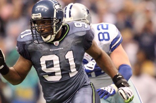 Former Seattle Seahawks linebacker Baraka Atkins has been signed to a 2010 contract with the Denver Broncos.