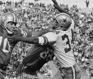 Cornell Green (#34) played for the Dallas Cowboys from 1962 to 1974. (Photo courtesy of ProFootballHOF.com)