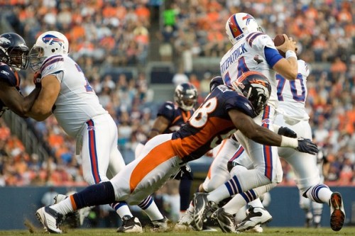 Linebacker Von Miller #58 of the Denver Broncos sacks quarterback Ryan Fitzpatrick #14 of the Buffalo Bills for a loss at Sports Authority Field at Mile High on August 20, 2011 in Denver, Colorado. (Justin Edmonds/Getty Images)